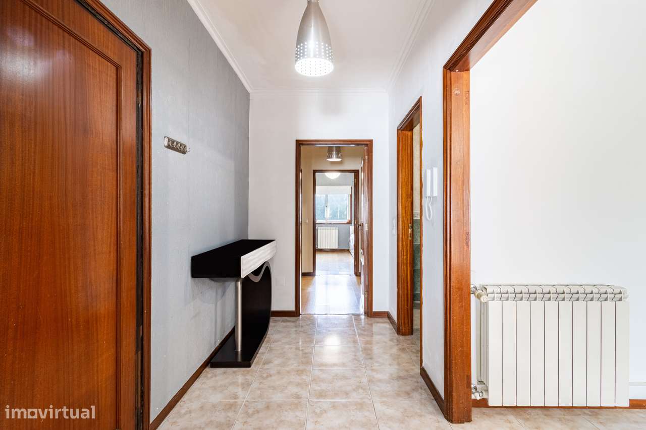 Apartamento T3 com TERRAÇO em Fiães – Santa Maria da Feira! - Grande imagem: 2/25