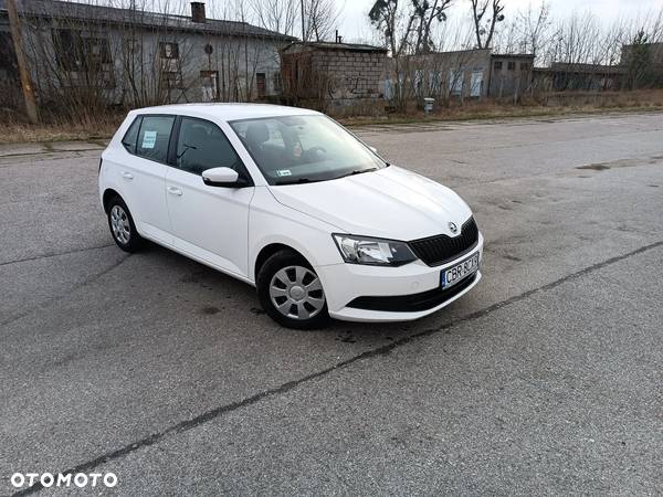 Skoda Fabia - 4