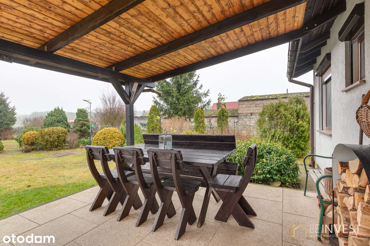 Funkcjonalny dom przy ścianie lasu | Po remoncie | Duża działka-11