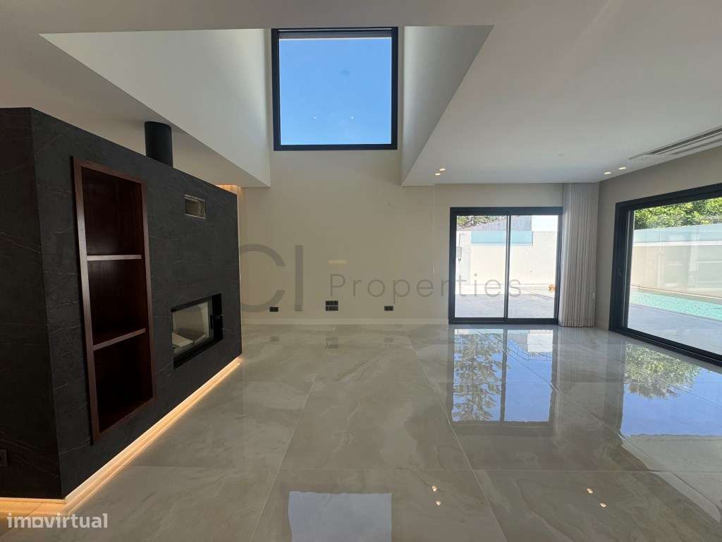 Moradia T4 Luxo Isolada | Belverde | Piscina | Garagem-50