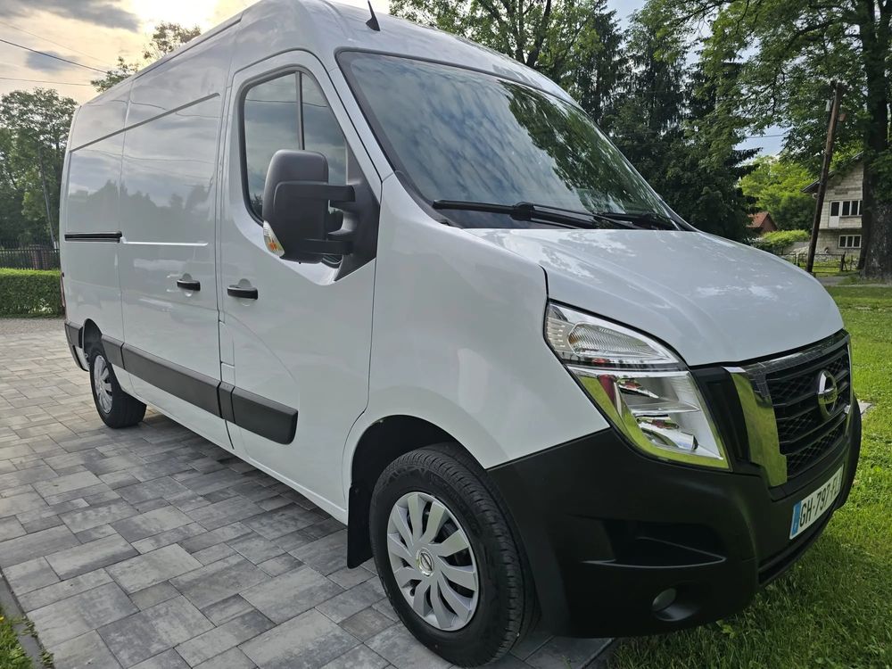 Nissan Interstar 2022