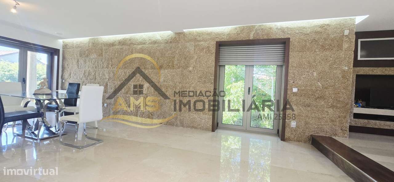 MORADIA DE LUXO 5 QUARTOS-23