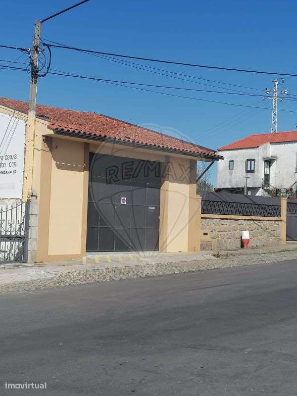 Armazém  para arrendamento - Grande imagem: 2/12