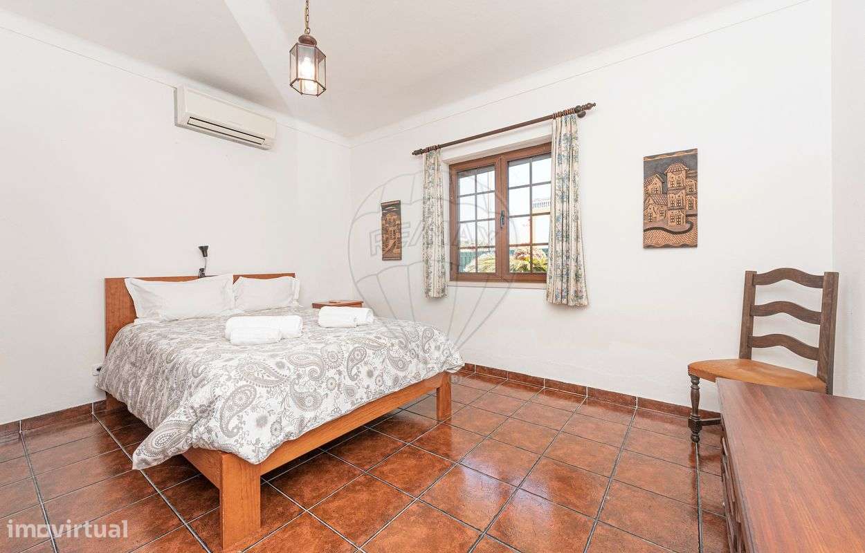 Moradia T4 para venda-17