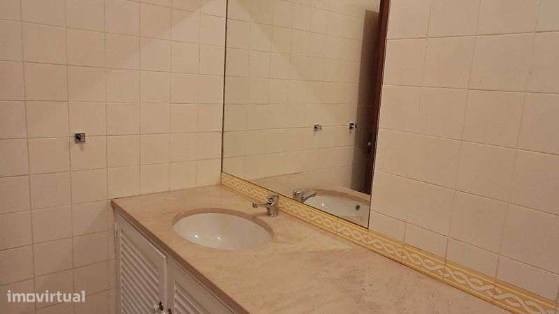 Apartamento T2, Luísa Todi, Setúbal - Grande imagem: 4/8
