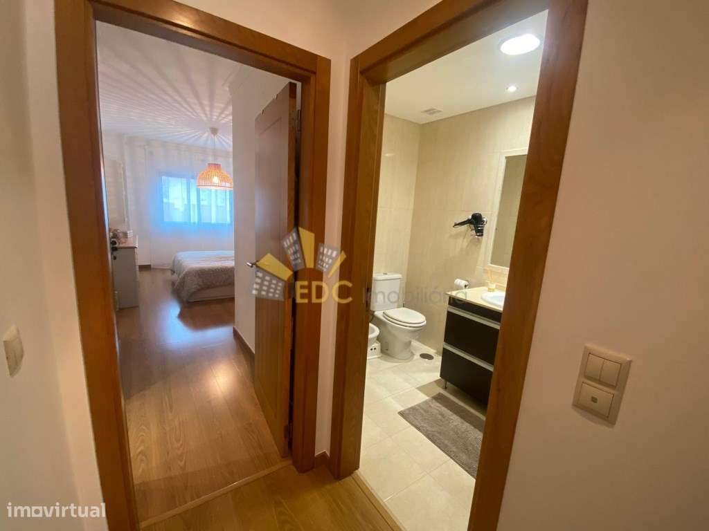 Apartamento Duplex T2+1 com Parqueamento, Arrecadação e Varanda | E...-19