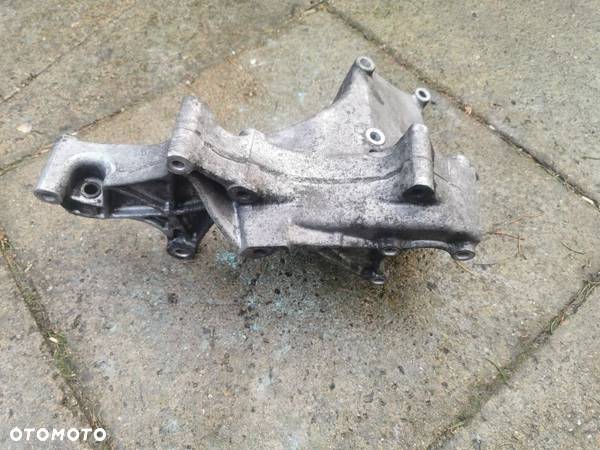 Łapa uchwyt mocowanie silnika mocowanie 074145169 D Vw 2.5 TDI T4 LT Volvo V70 S60 - 2