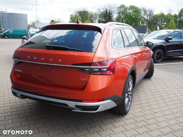 Skoda Superb 2.0 TDI SCR 4x4 Scout DSG - 5