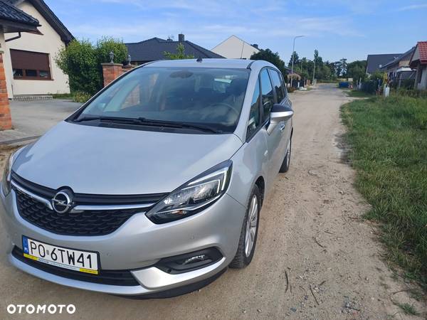 Opel Zafira - 3