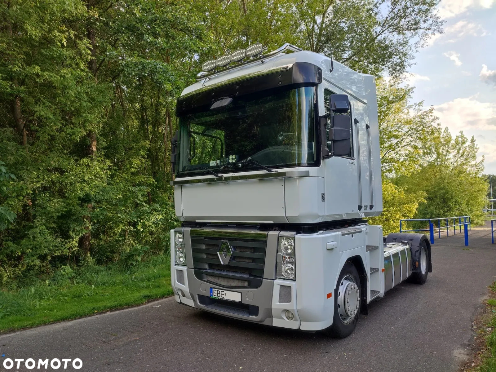 Renault 2x Magnum 480 DXi EEV E5, Aluminiowe felgi, Pełen spojler, Halogeny Oświetlenie - 14