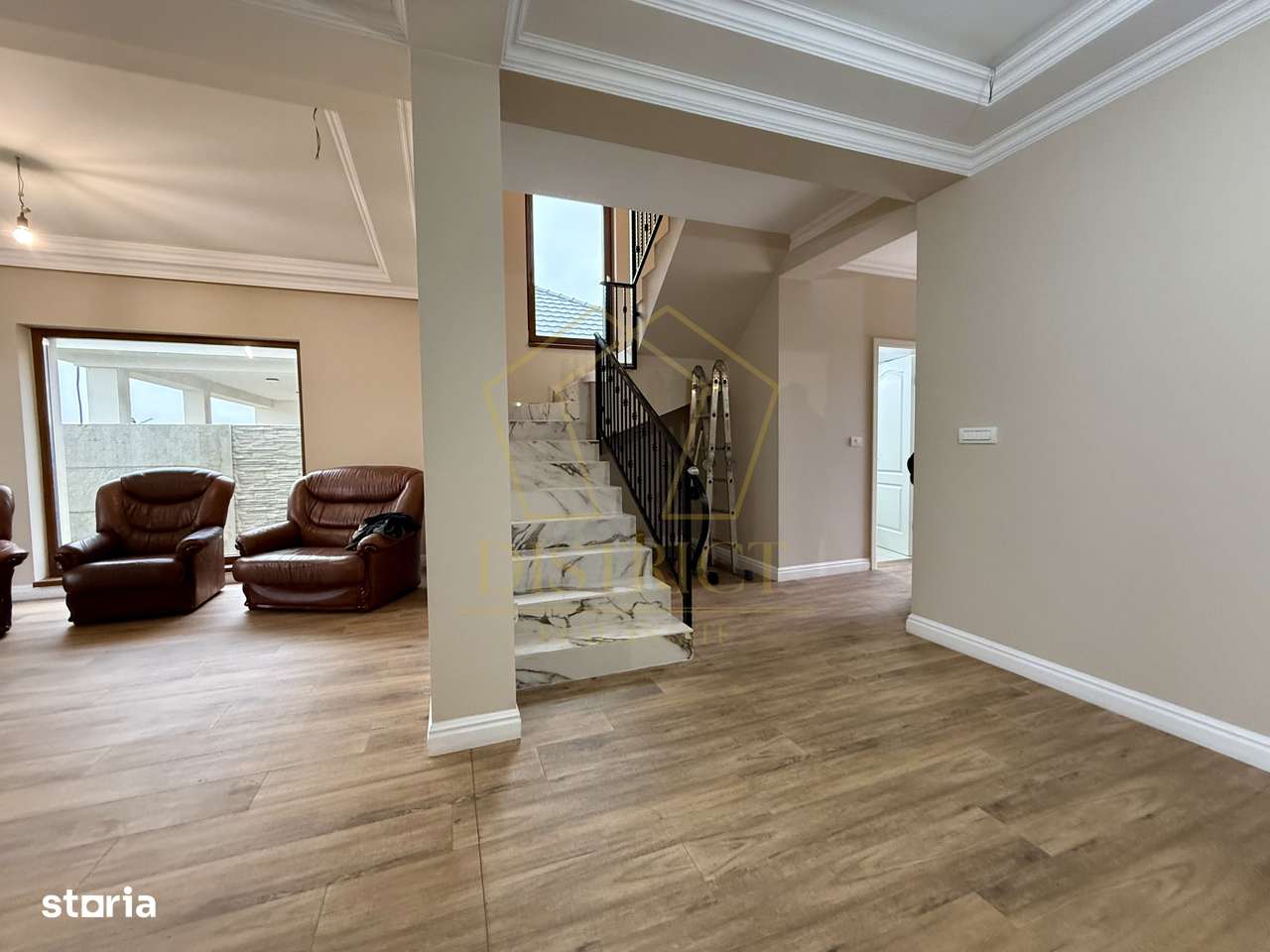 Duplex despartit prin perete dublu 127 mp utili | Sacalaz - Imagine principală: 5/13