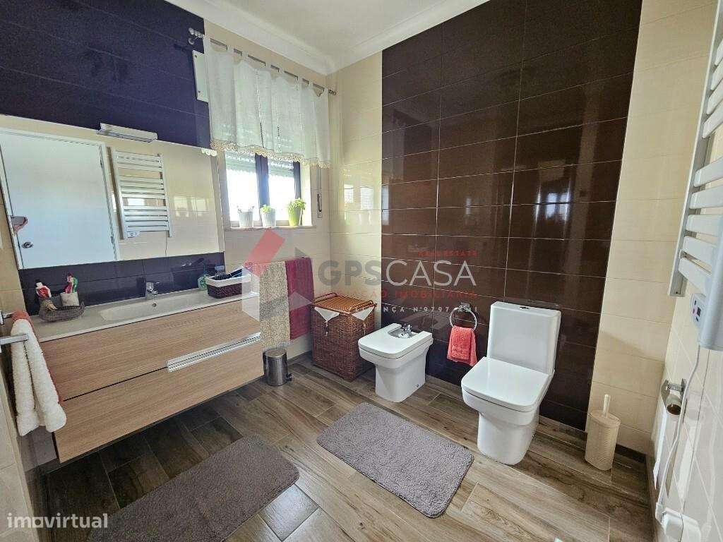 Moradia com vista mar e pronta a entrar-15