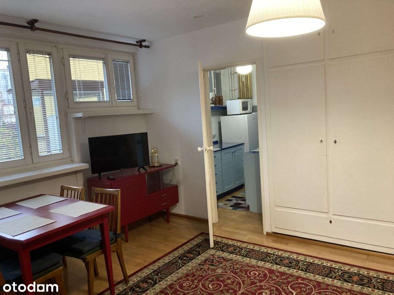 3 pokoje w centrum - Pełny obrazek: 2/5