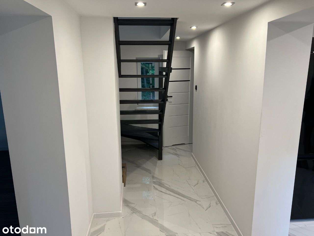 NOWOCZESNY DOM DO ZAMIESZKANIA CENA DO NEGOCJACJI - Pełny obrazek: 5/19