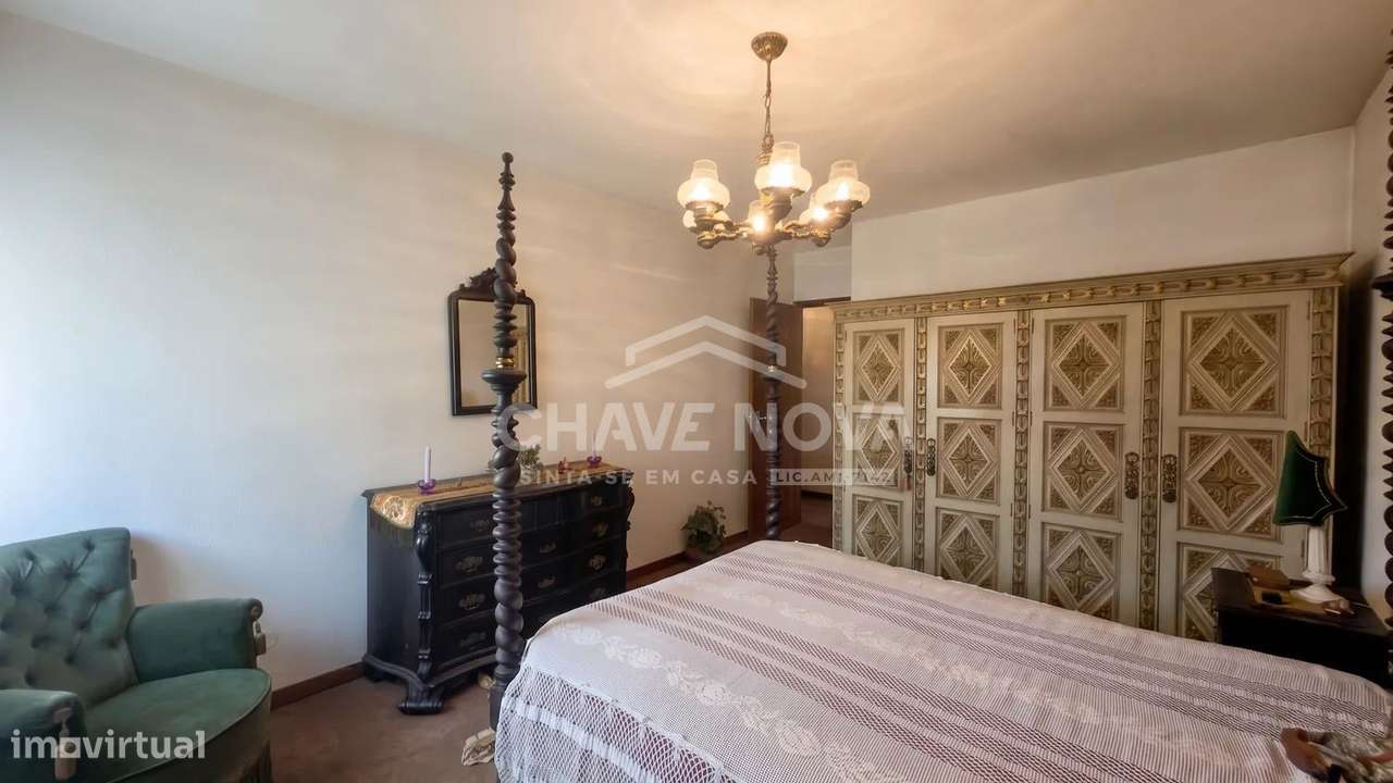 Apartamento t2 à venda na Rua Santa Luzia-26
