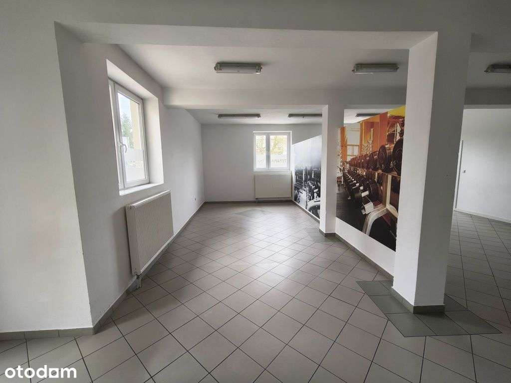 Na sprzedaż budynek mieszkalno-usługowy-18