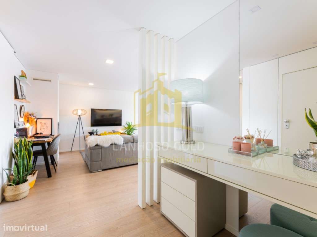 Excelente Apartamento T2+1 em Tenões, Braga - Grande imagem: 2/29