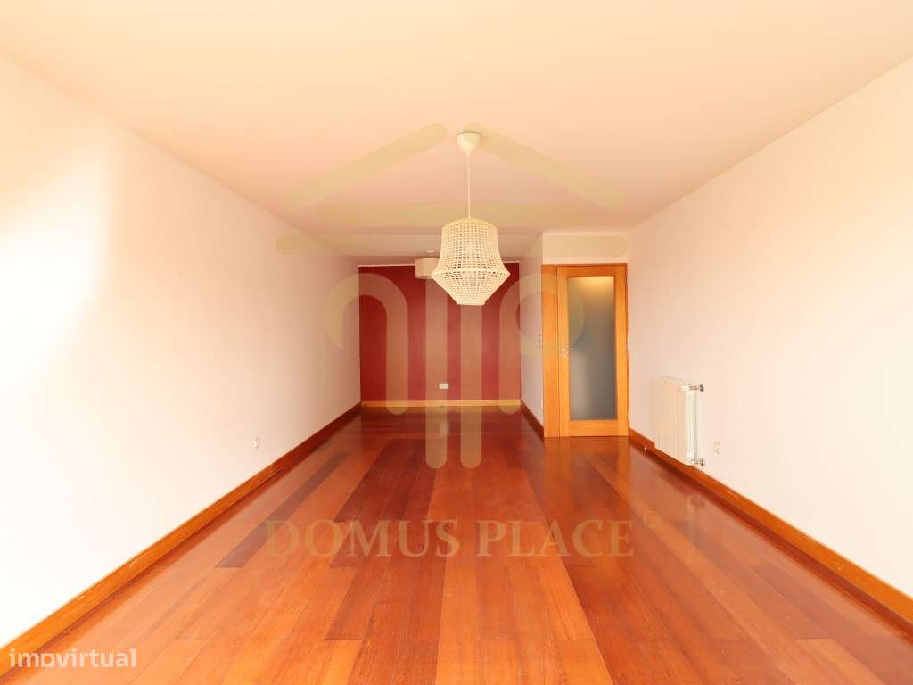 APARTAMENTO T2 COM ELEGÂNCIA, LUZ E LOCALIZAÇÃO PRIVILEGIADA | LEÇA...-2