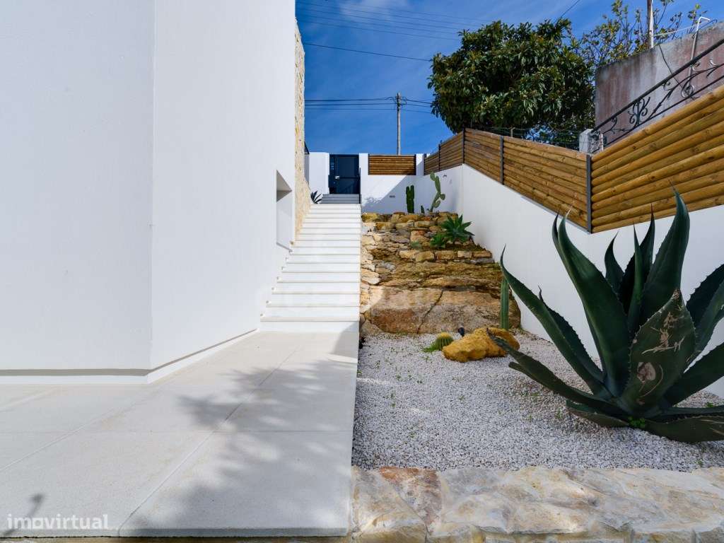 Moradia T2 - Rebelva-59