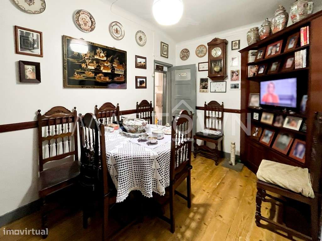 Sinta o Fado, Viva Alfama: Edifício com Alma e História-26