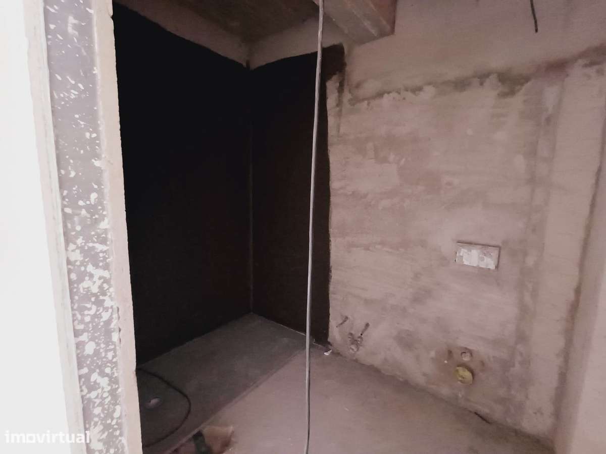 Apartamento T2 Novo de Luxo com garagem em Almancil-17