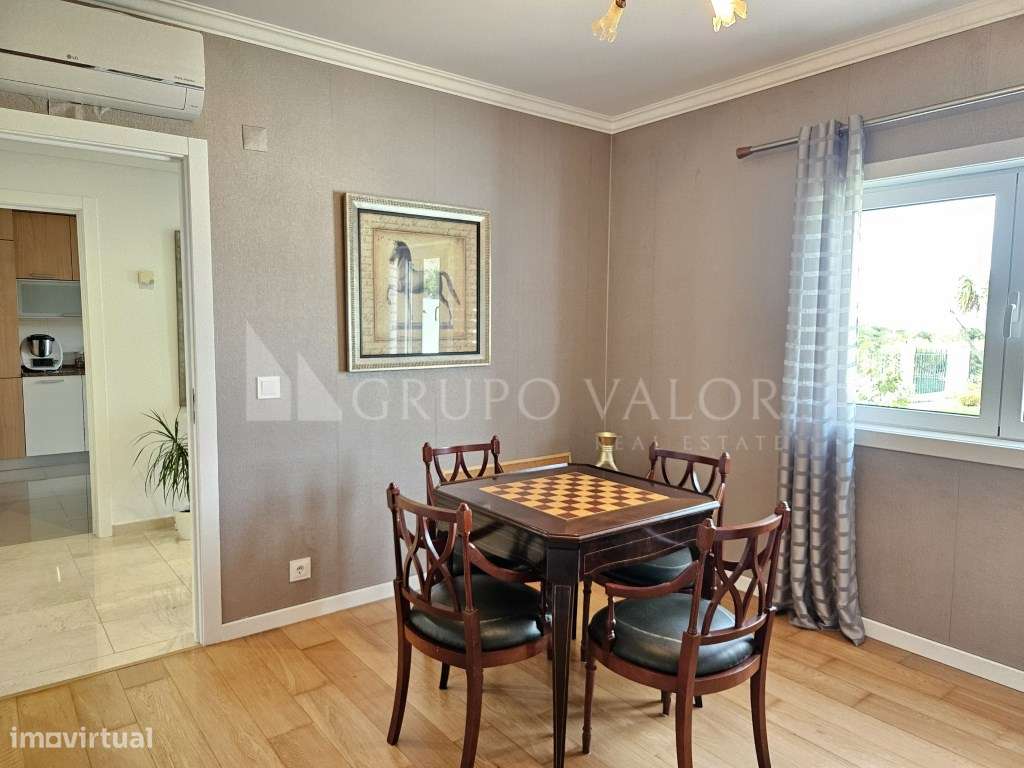 Moradia T4 Geminada com Piscina - Garagem para 3 Viaturas | Sabugo ...-7