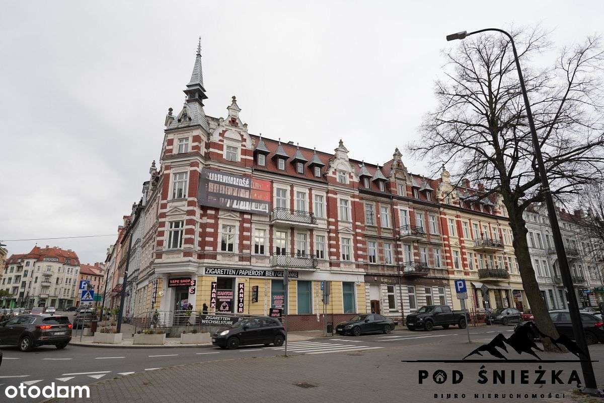 Dwie kamienice przy przejściu granicznym - tylko 2-1