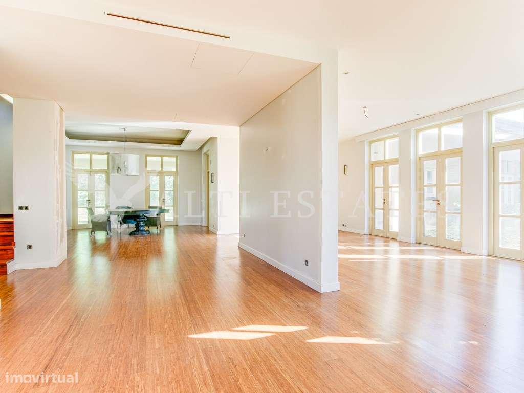 Moradia Única T4 + 1 Quinta da Marinha-7