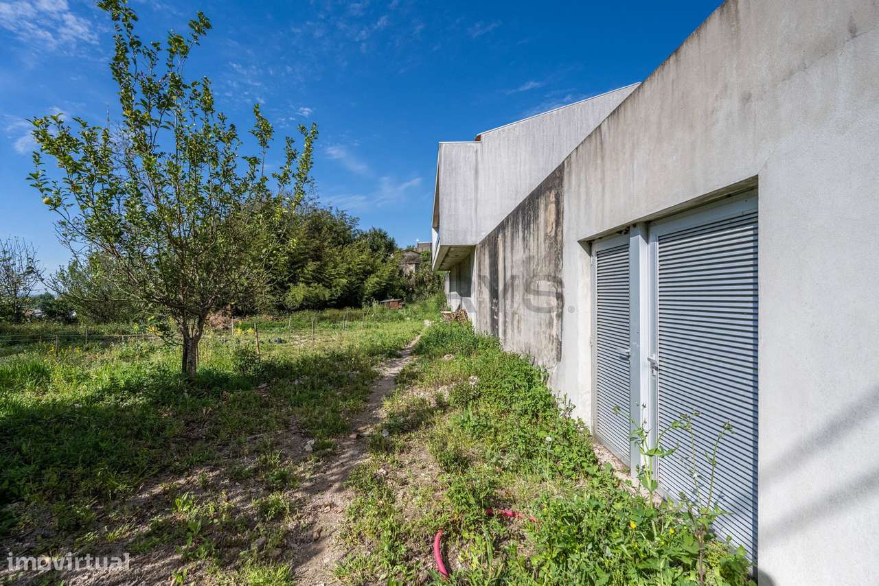 Moradia em Trandeiras, Braga-32