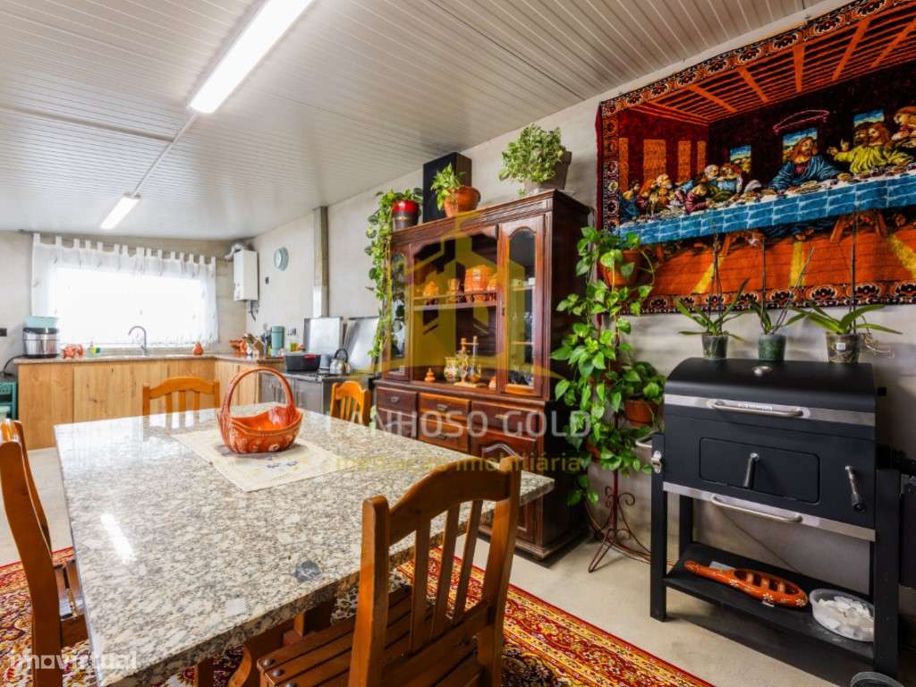 Excelente Moradia T3 em Lanhoso - Póvoa de Lanhoso-14