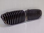 BMW 5 F10/11 Komplet Nerki / Grill zderzaka - 3816 - 2