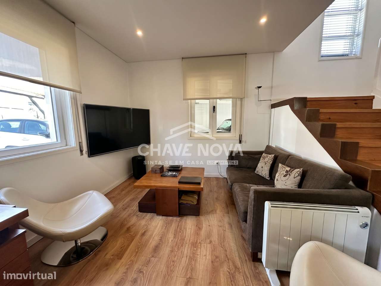 Moradia Geminada V2+1 c/ Logradouro na Senhora da Hora-5