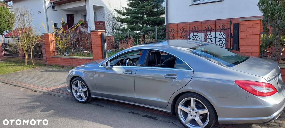 Mercedes-Benz CLS 350 CDI 4-Matic BlueEff - 8