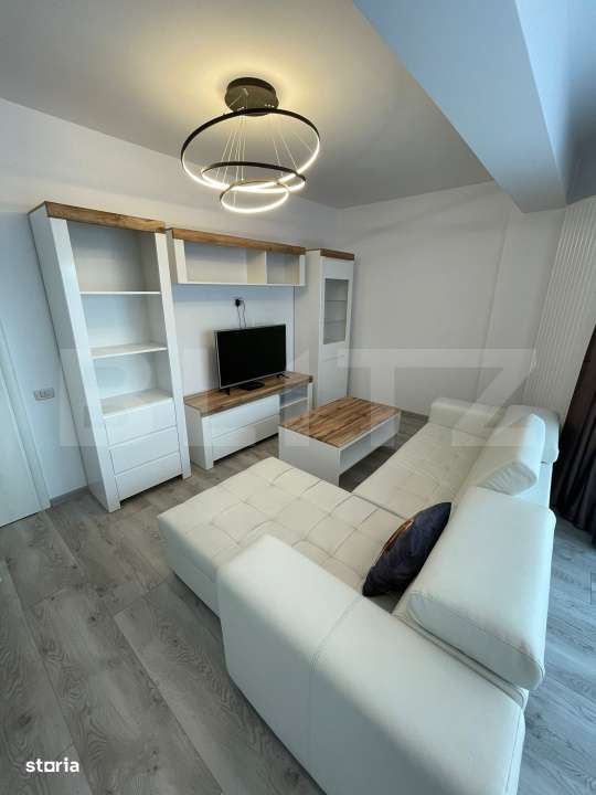 Apartament cu 2 camere, superb, zona Tractoru - Imagine principală: 3/14