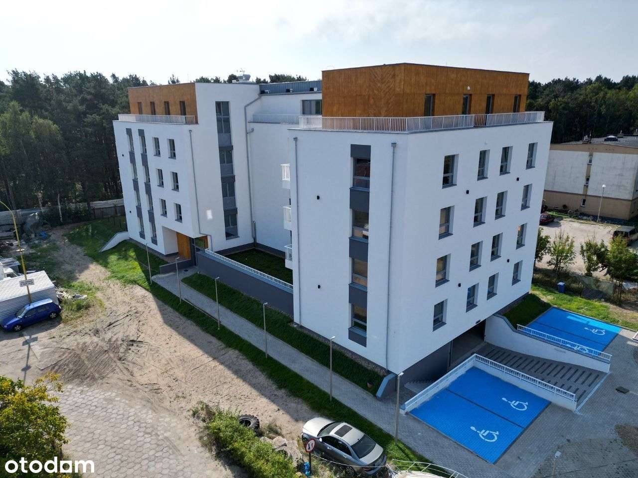 46,35m² z wykończoną łazienką i kuchnią + miejsce postojowe-12