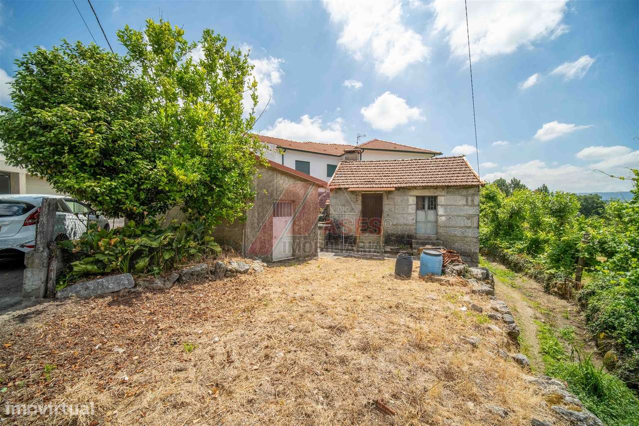 DUAS MORADIAS E ANEXO EM REVELHE - FAFE!-10