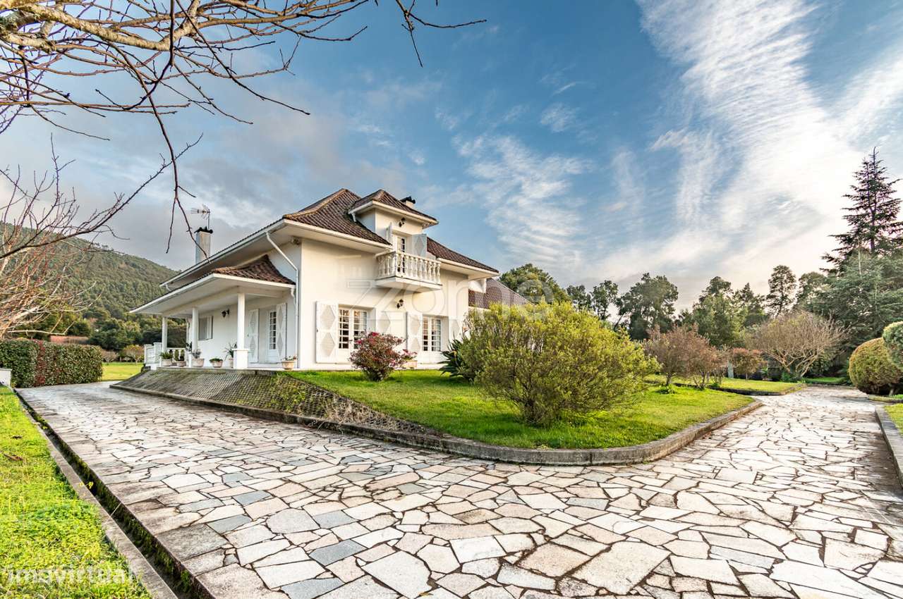 Moradia T5 Individual a 5 minutos da Praia de Moledo, Caminha. - Grande imagem: 2/60