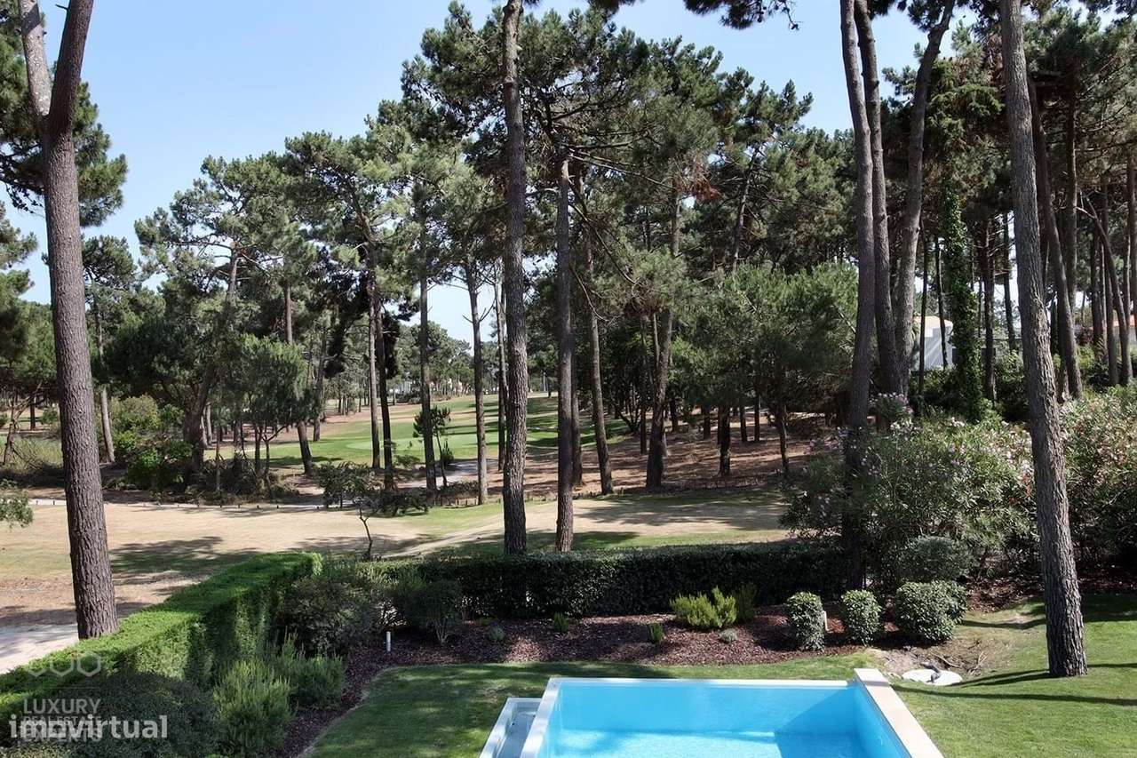 Moradia, 391 m², Charneca de Caparica e Sobreda-17