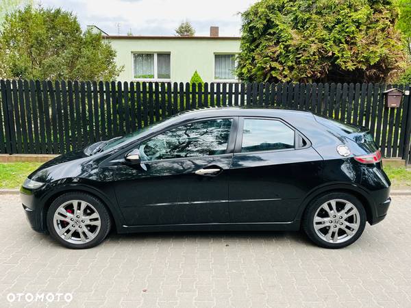 Honda Civic 1.8 GT Special Edition - 10