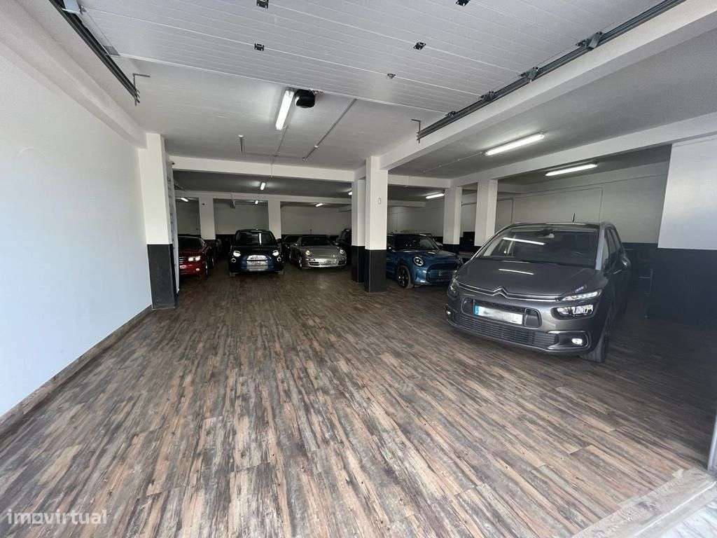 Armazém em Mafra bem localizado-9
