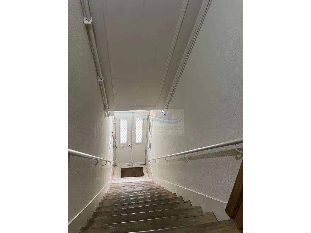 Vende-se Prédio em Local Icônico no Centro Histórico de Setúbal, da... - Grande imagem: 5/21