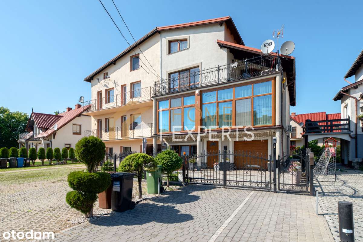 Dom/2 lub 3 apartamenty/blisko Stegny i Gdańska
