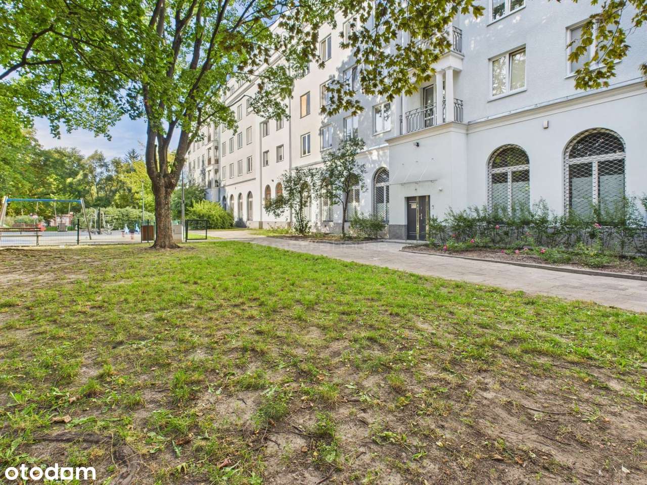 Wola, 2 pokoje, osobna kuchnia, urocza kamienica.-16