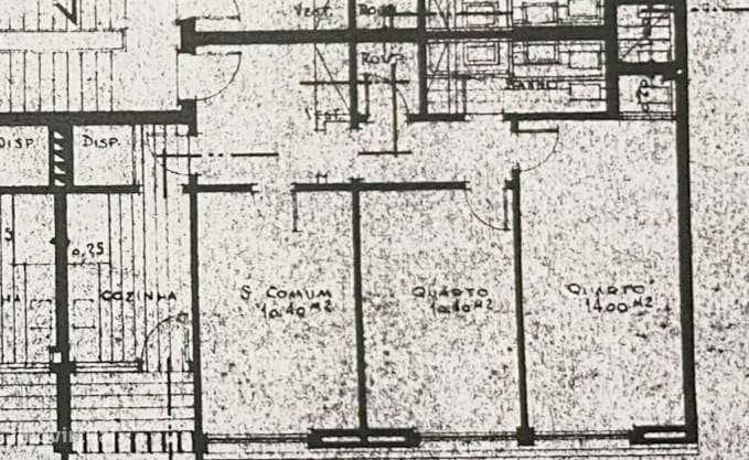 Apartamento T2, junto ao Hospital da Cruz Vermelha , em Benfica-28