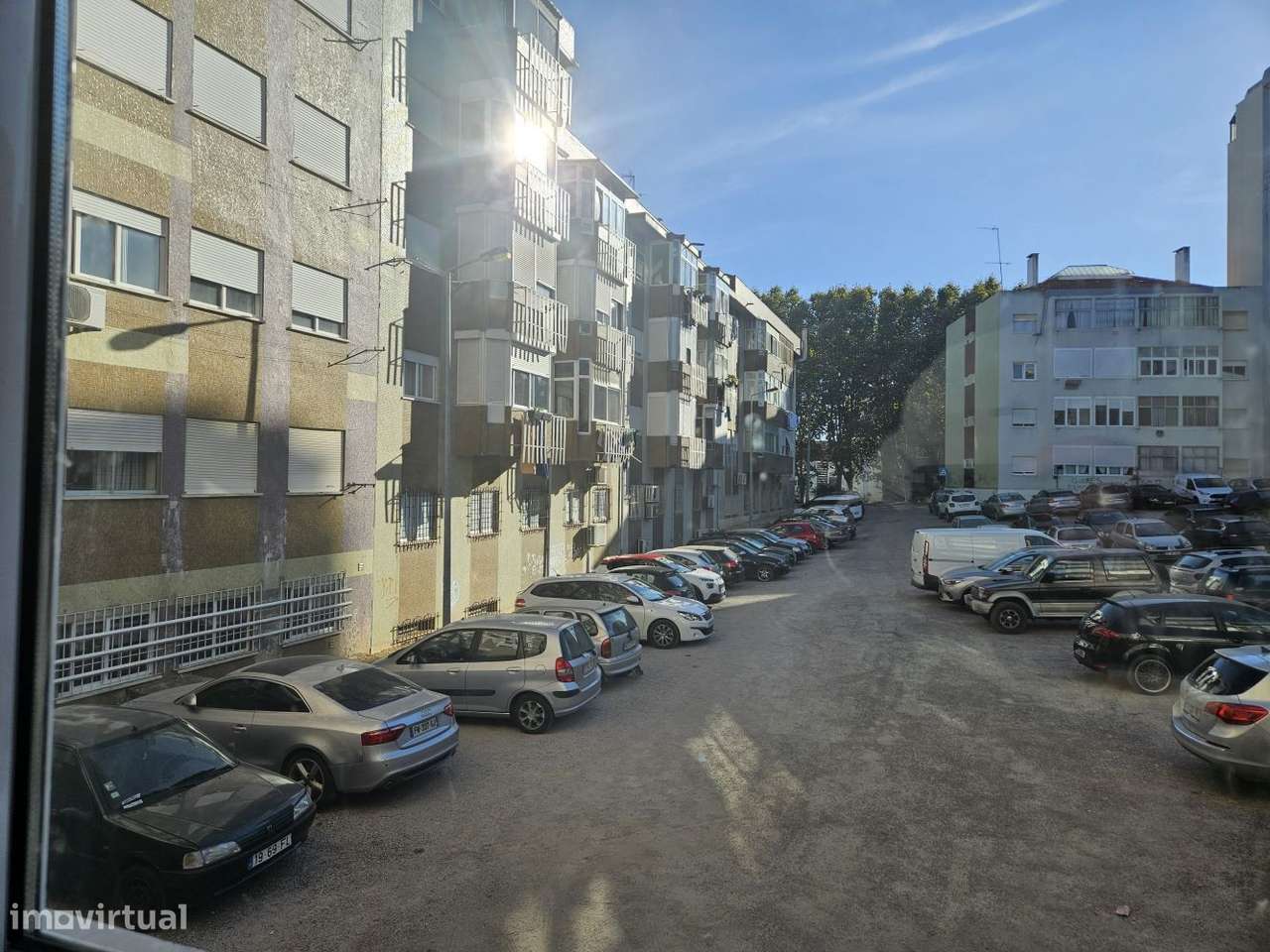 Apartamento T2 Remodelado com Suite-16