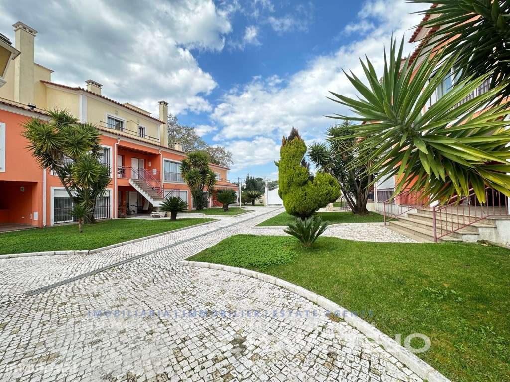 Duplex com garagem na cave em condomínio privado na bela cidade de ...-29