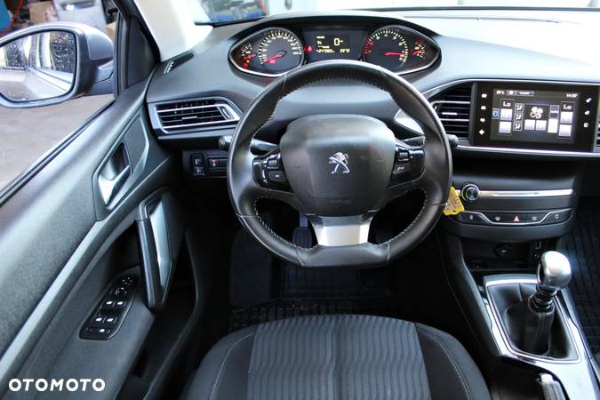 Peugeot 308 1.6 VTi Style - 9