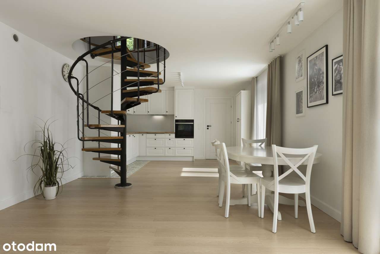 Dwa domy, basen, 2,7ha terenu-18