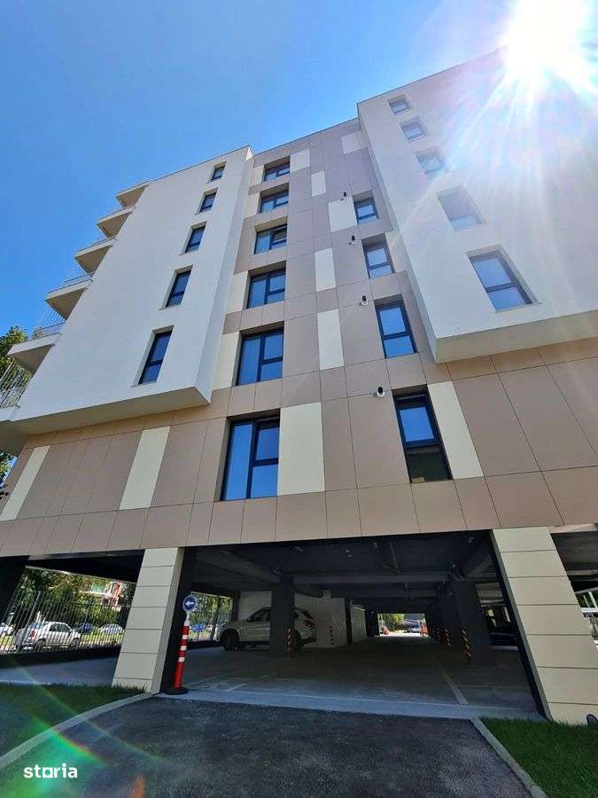 Duplex 4 camere, peste drum de plaja - Imagine principală: 4/20