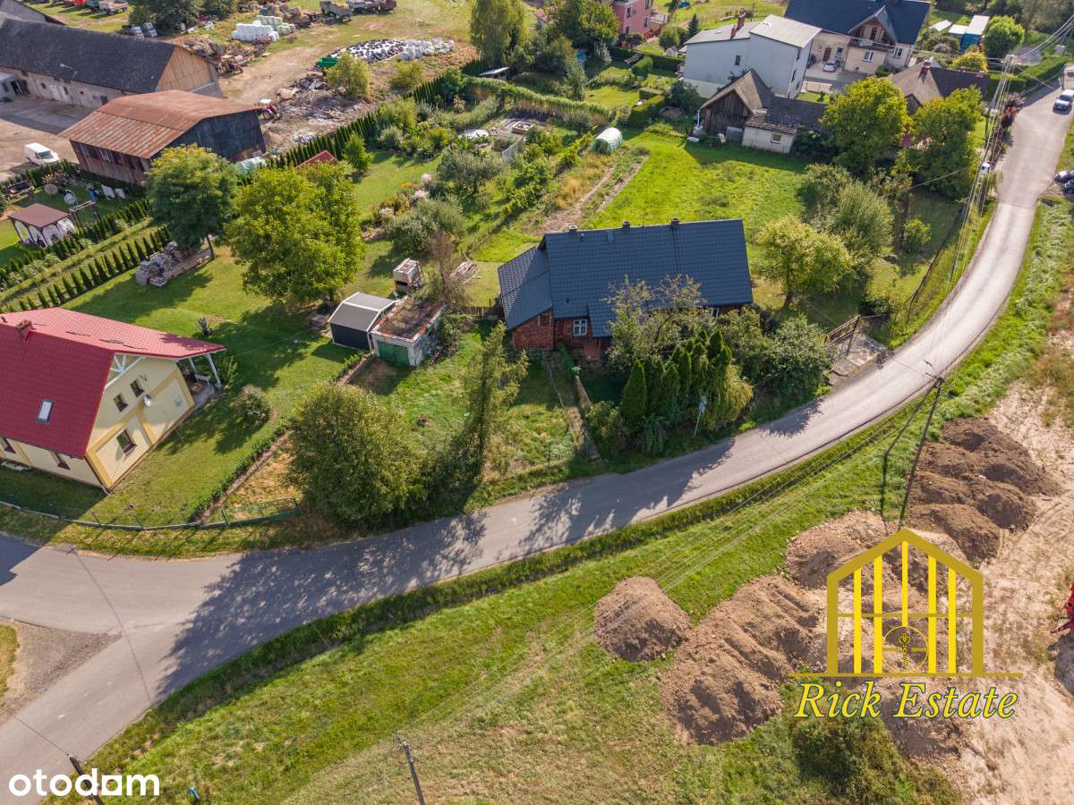 Połowa domu + poddasze | Działka 620 m² | Garaż-18
